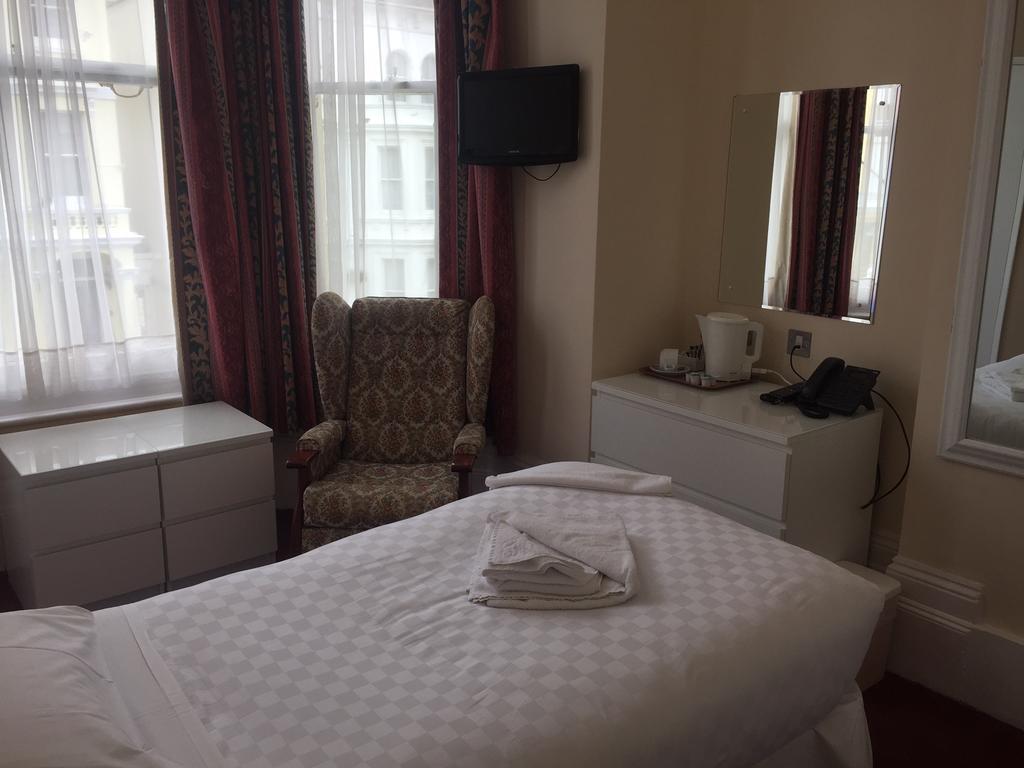 Hadleigh Hotel Истборн Екстериор снимка