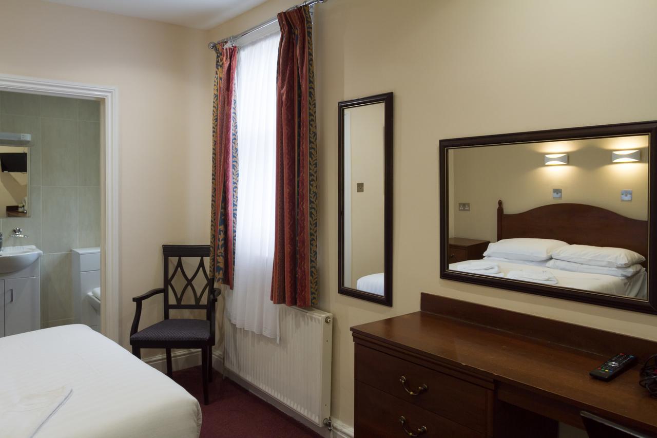 Hadleigh Hotel Истборн Екстериор снимка